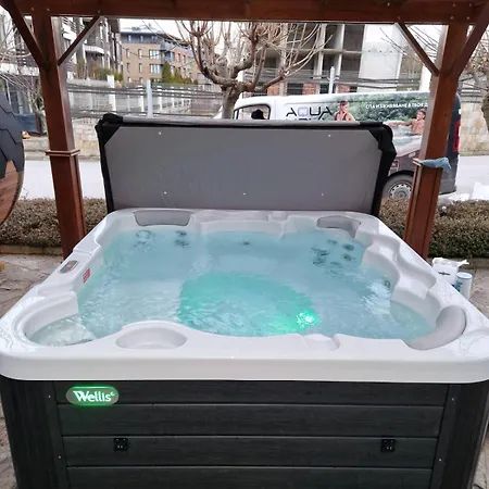 Aspen Luxury A005 * Razlog